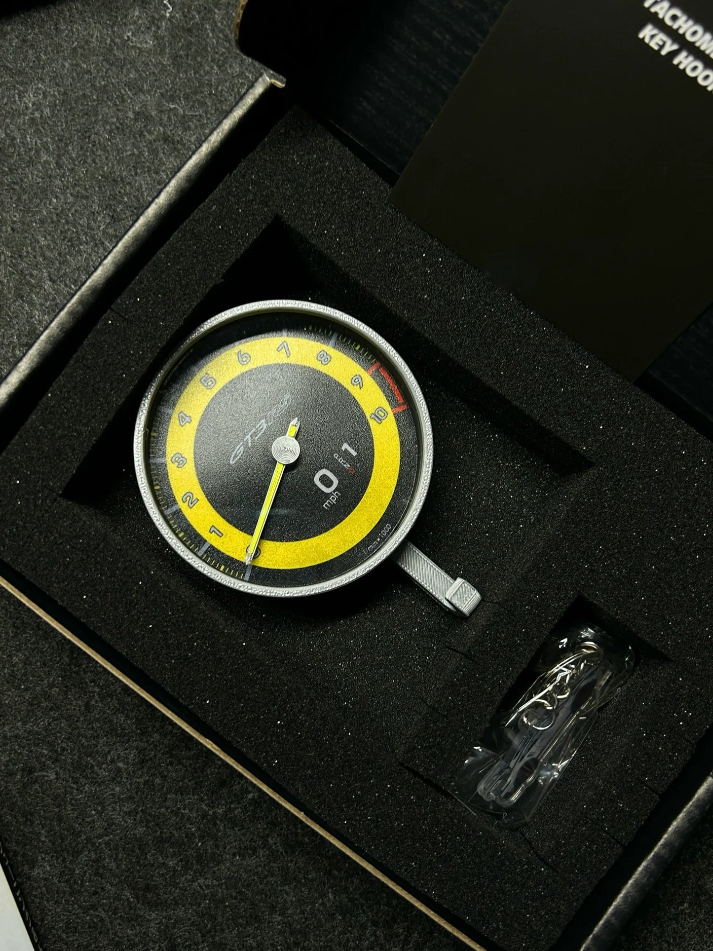 🏎️🚗🚙Handcrafted Porsche 911 GT3 RS RPM Gauge Key Hook